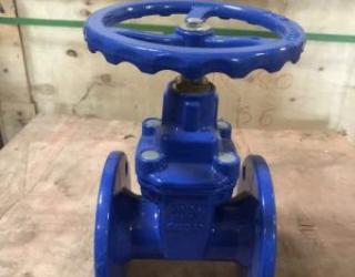 van c&ocirc;ng nghiệp gi&aacute; tốt tại TP.HCM